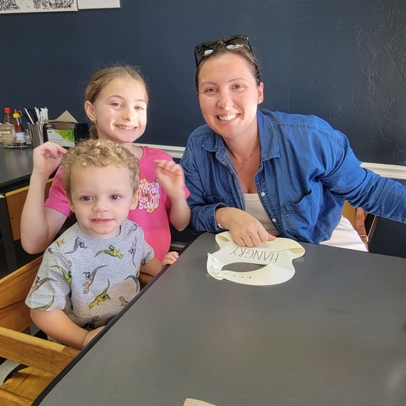 Meet Your Posher, Ehren - Picture 8 of 12